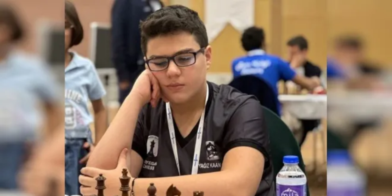 Dünyanın en genç büyükustası Erdoğmuş'tan yeni rekor