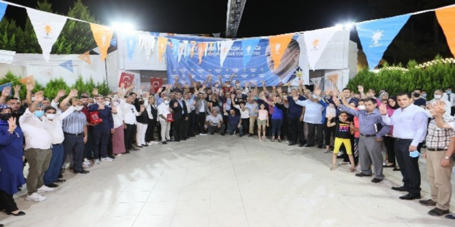 AK Parti İzmir İl Başkanı Sürekli, teşkilata seslendi