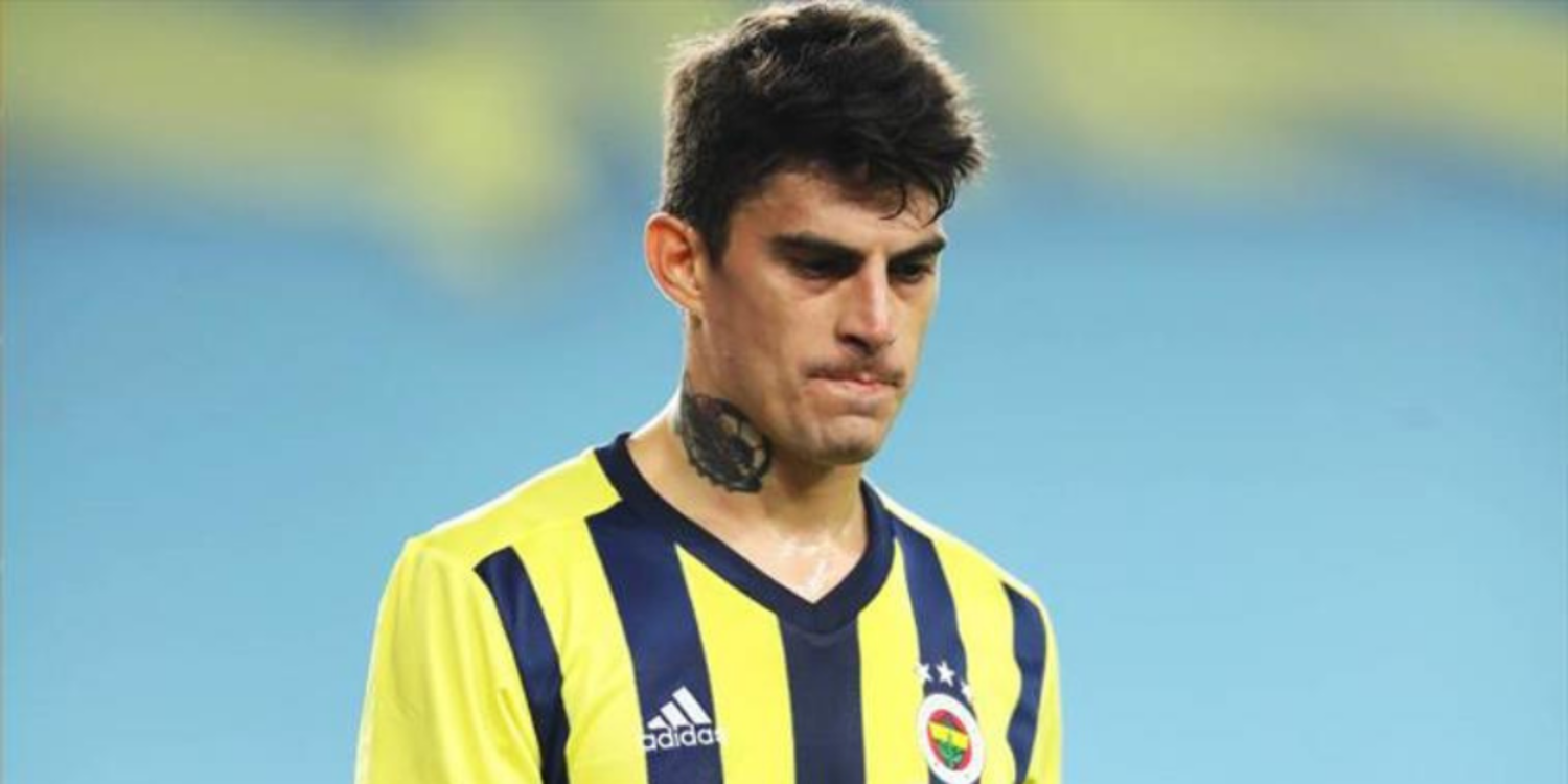 Fenerbahçe'nin eski yıldızı futbola veda etti