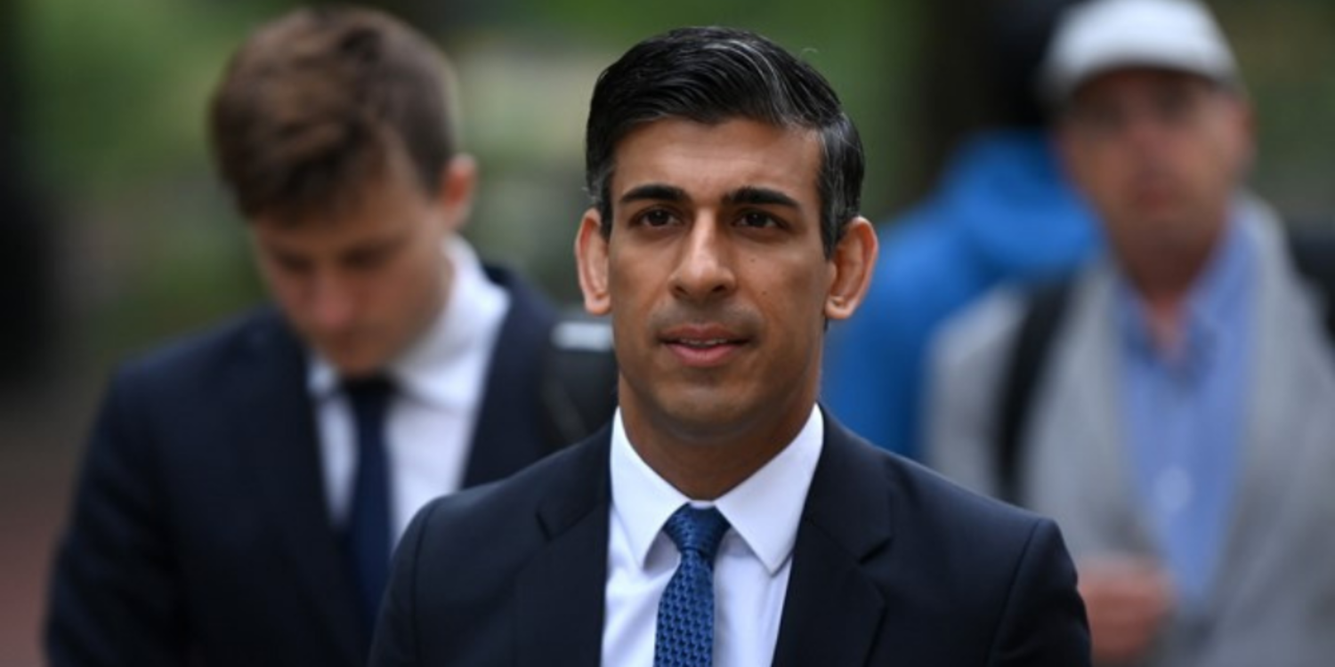 İngiltere'de iktidar milletvekilinin parti üyeliği askıya alındı