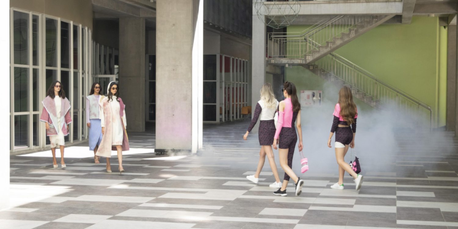 İzmir’den Türkiye’ye ‘dijital’ defile