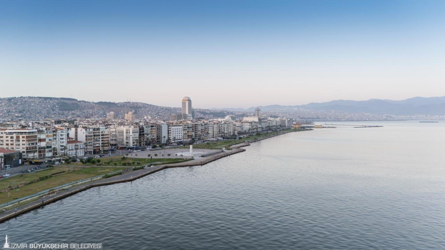 İzmir Büyükşehir Belediyesi’nin ulusal kredi notunda tarihi artış