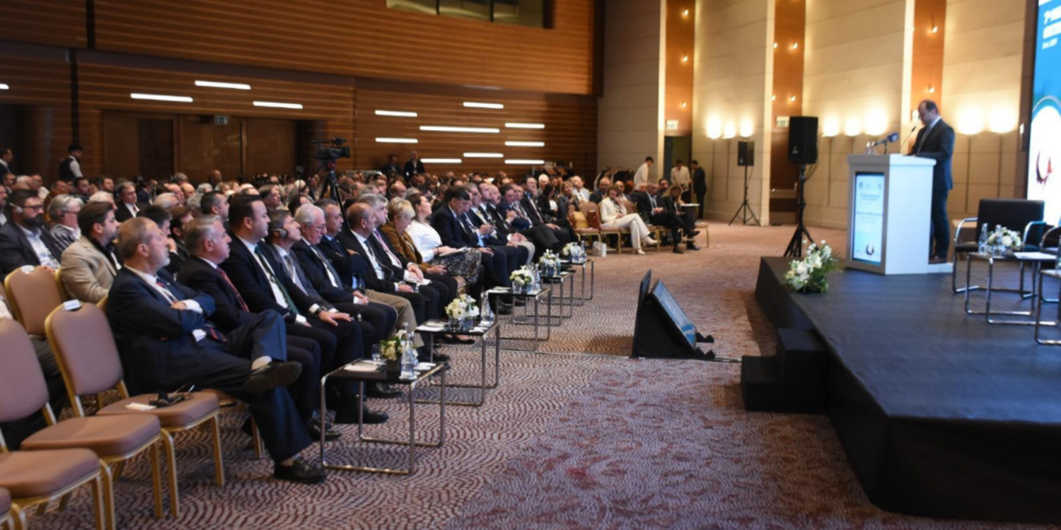 Akdeniz’in Pamuk Üreticileri İzmir’de buluştu