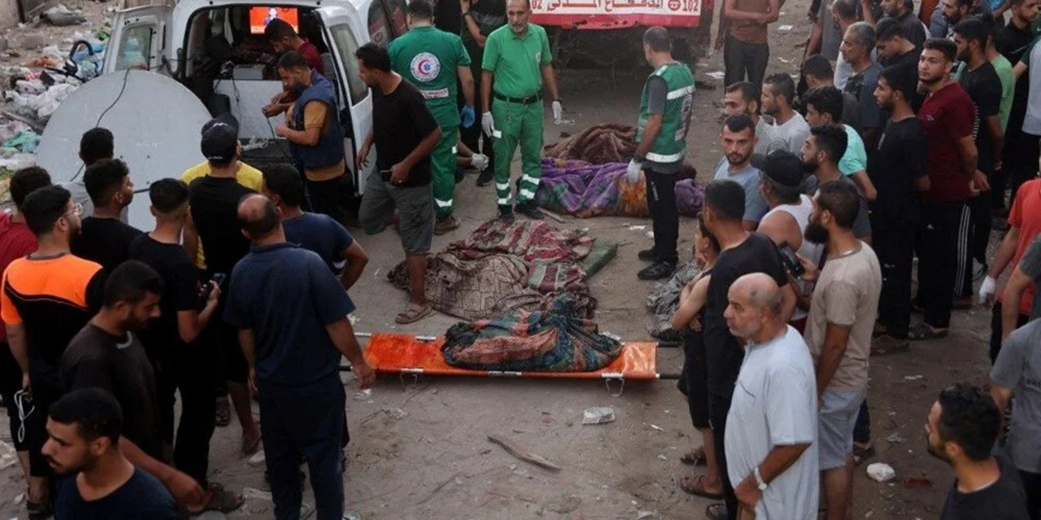 İsrail Gazze'de okulu vurdu