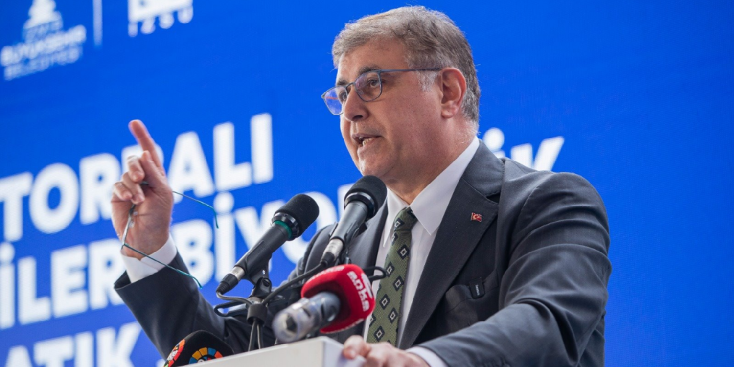 “Diz çöktüremediğiniz için İzmir’i kötülüyorsunuz”