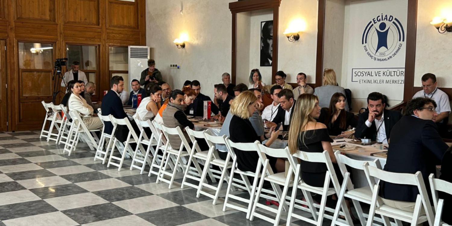 Egeli iş insanları ticaret köprüsünde buluştu