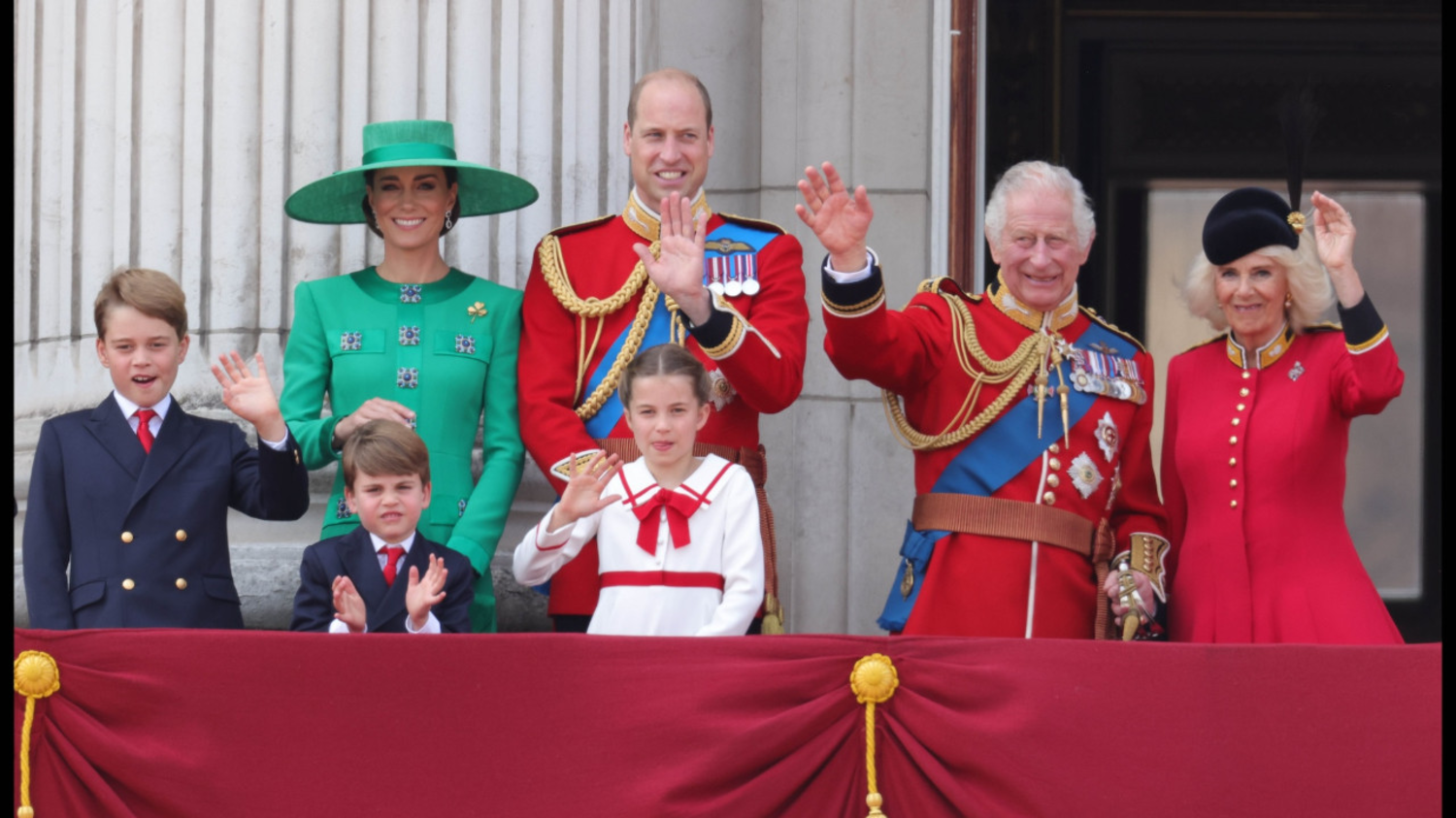 Prens Harry, ailesiyle barışmak istediğini söyledi