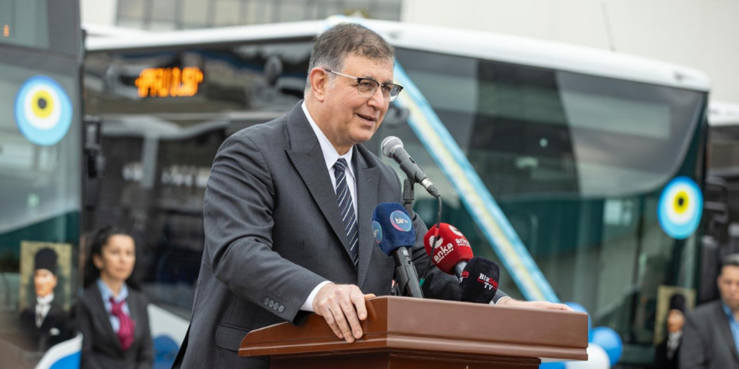 Tugay: Hilton Oteli İzmir halkına hizmet vermeli