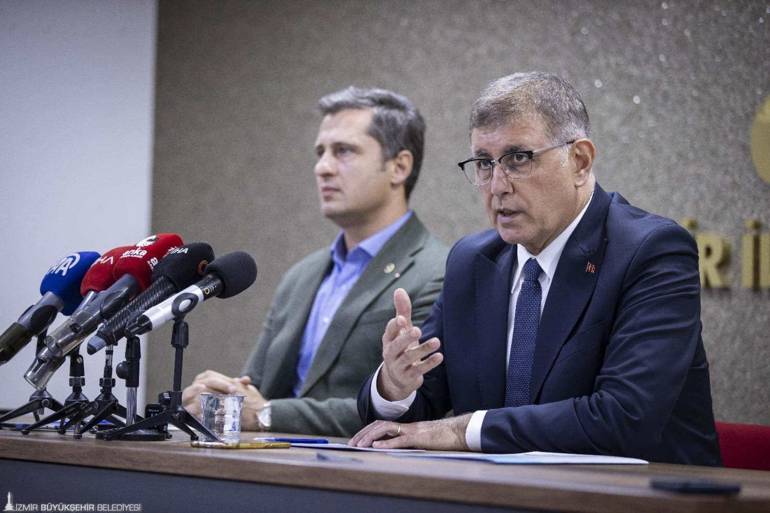 Başkan Tugay: Yargılamalar tutuksuz olmalı