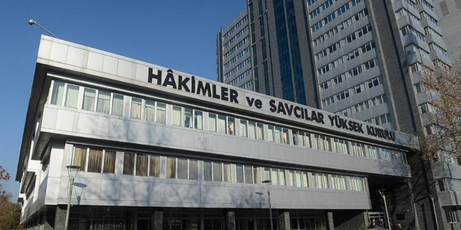 4 bin 299 hakim ve savcının görev yeri değişti