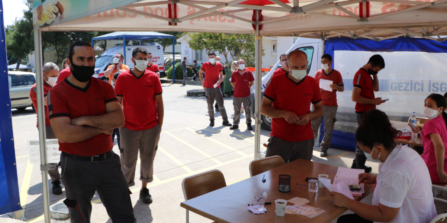 21 bin kişinin çalıştığı Ege Serbest Bölgesinde de aşılama başladı