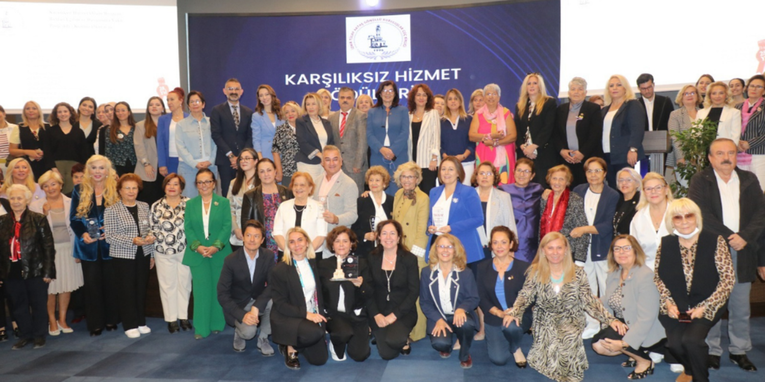 Karşılıksız iyilik projeleri ödüllendirildi