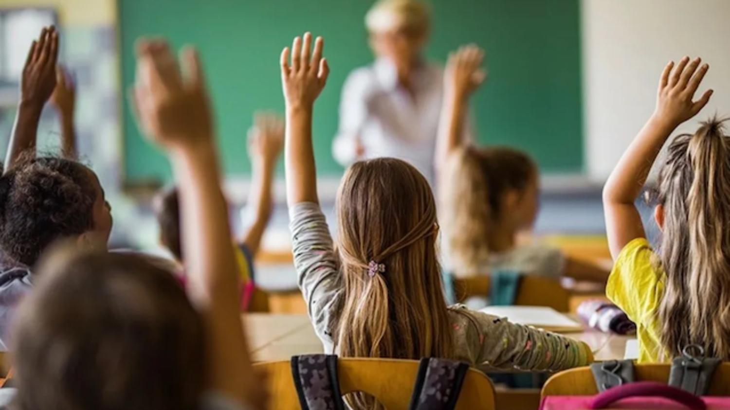 İstanbul'da pazartesi okullar 10.00'da açılacak