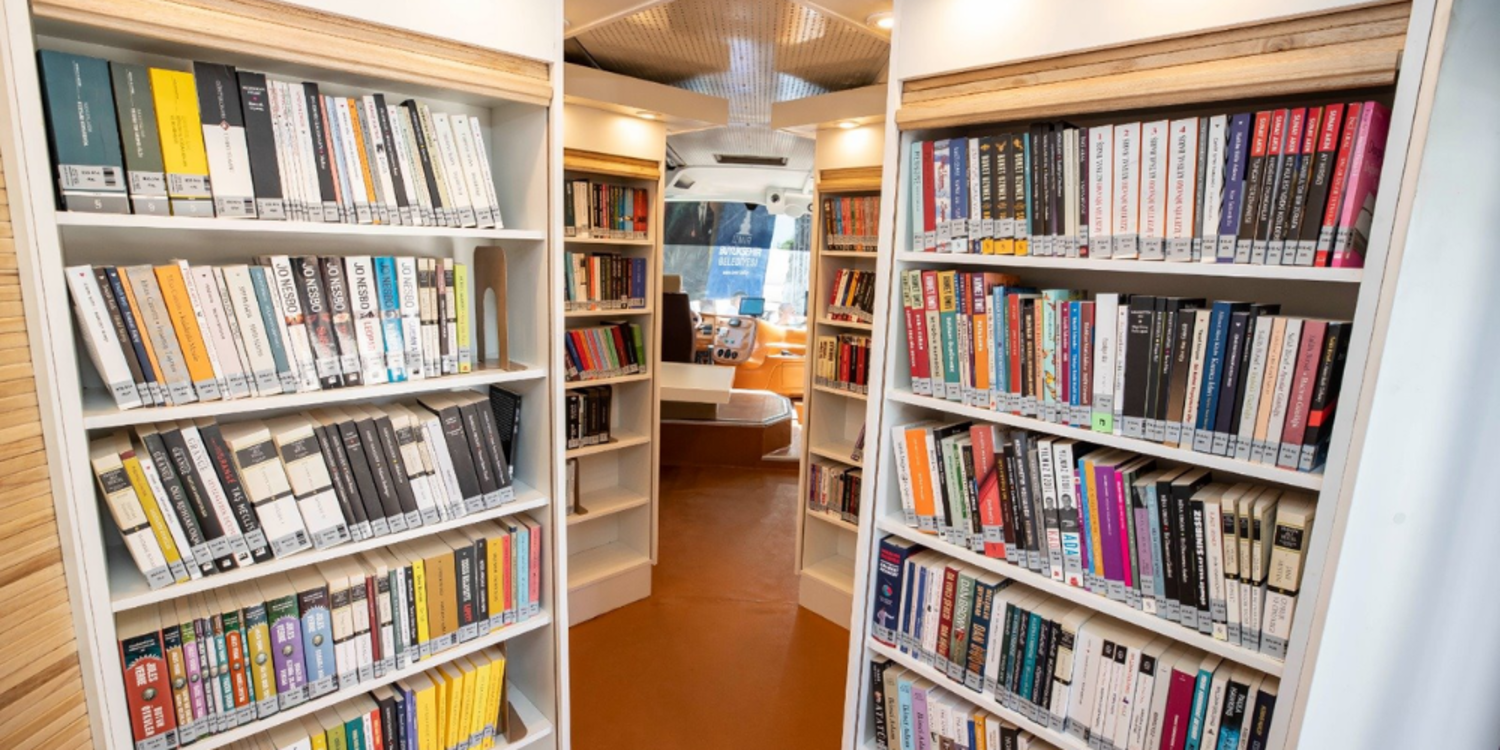 İzmir’in kütüphaneleri binlerce genci ağırlıyor