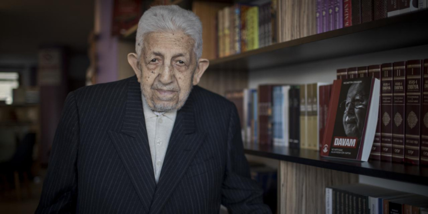 Recai Kutan hayatını kaybetti