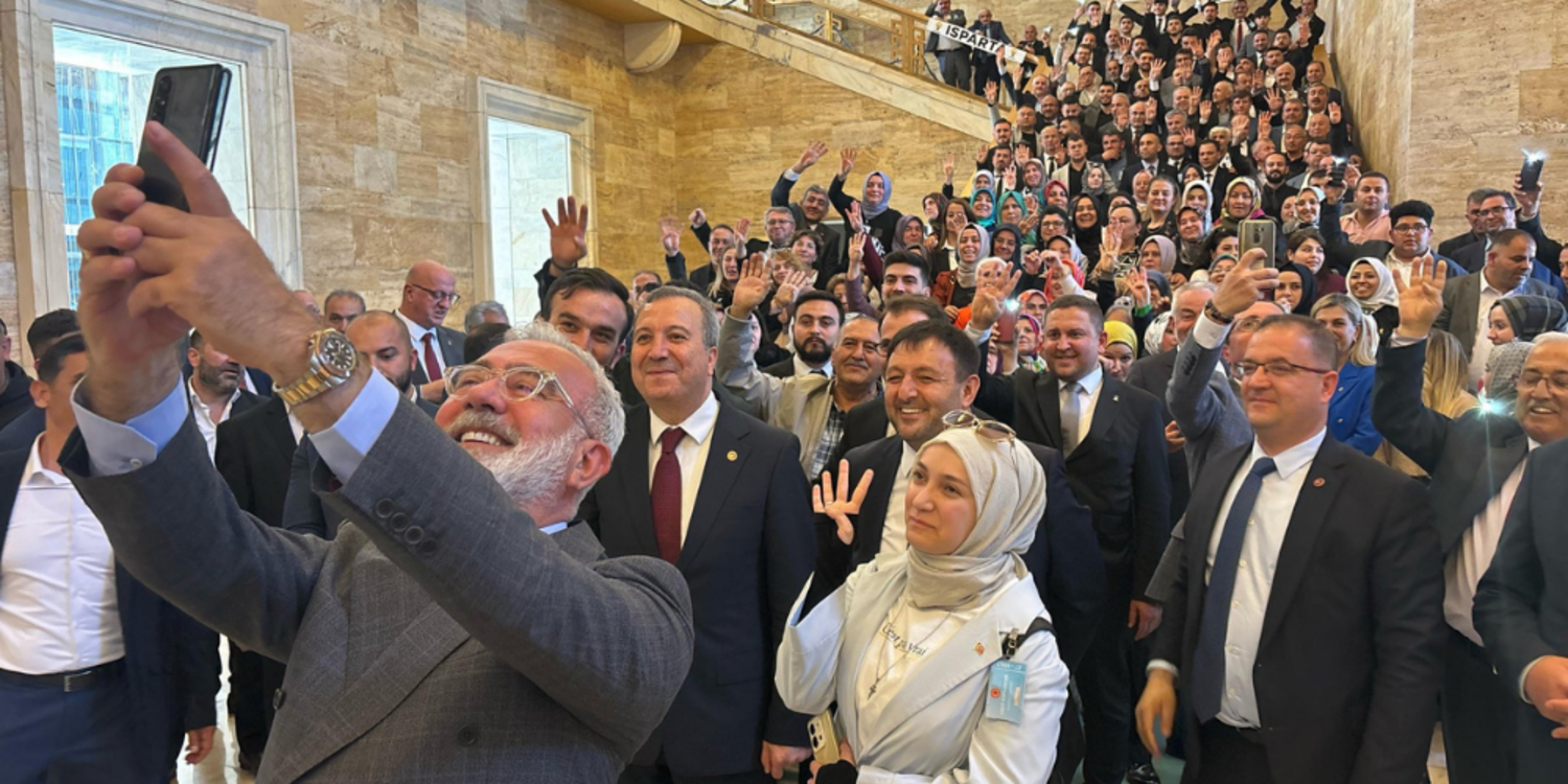 562 bin TL'lik saat takan AKP'li Yenişehirlioğlu: Alın teri