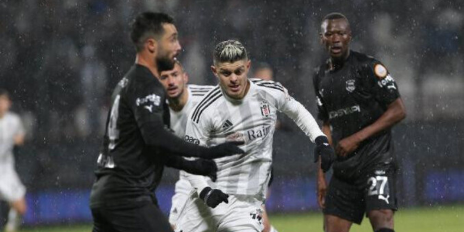 Beşiktaş'a dört gollü mağlubiyet