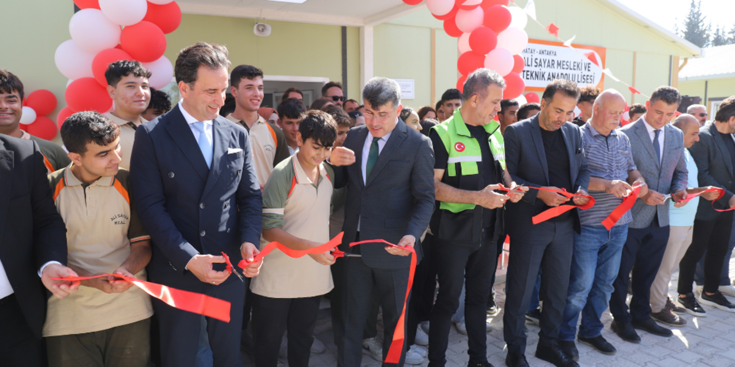 HUGO BOSS Vakfı ve AHBAP Antakya’da meslek lisesi açtı