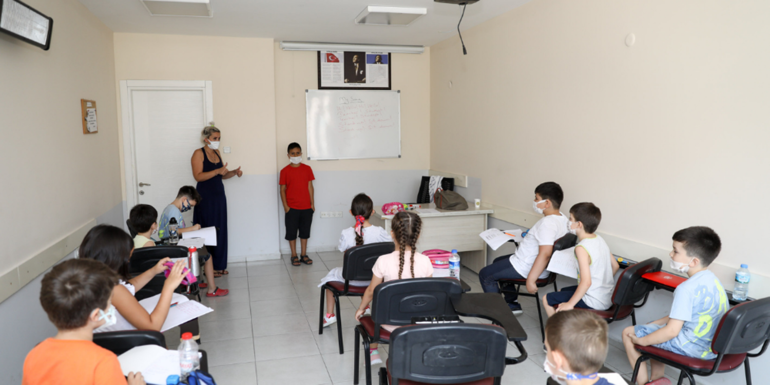 Bucalı miniklere “yaz İngilizcesi”