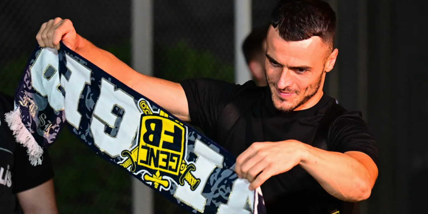 Fenerbahçe, Filip Kostic transferini resmen açıkladı