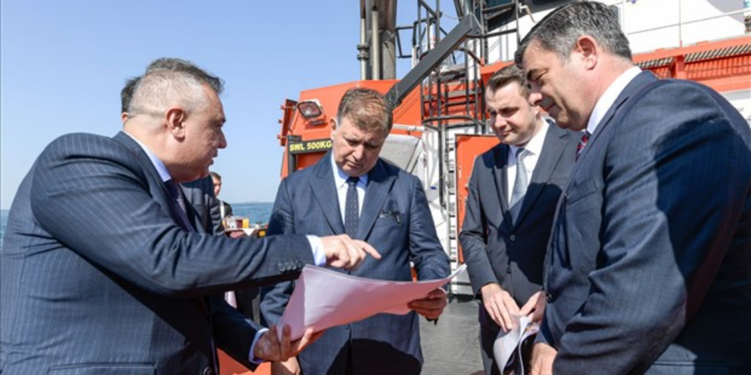 Başkan Tugay Aliağa’da liman bölgesini inceledi