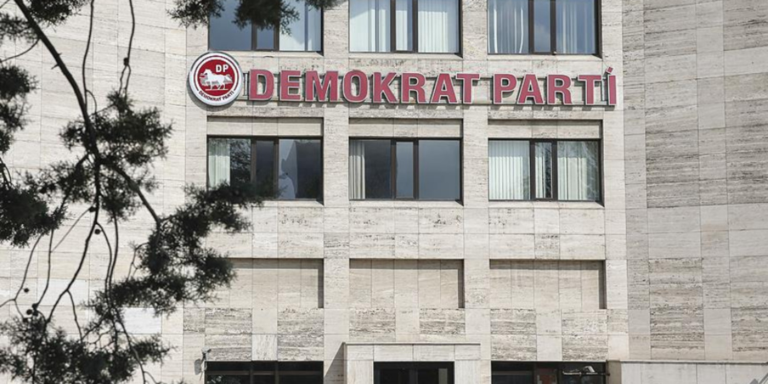 Demokrat Parti'de üst düzey istifa
