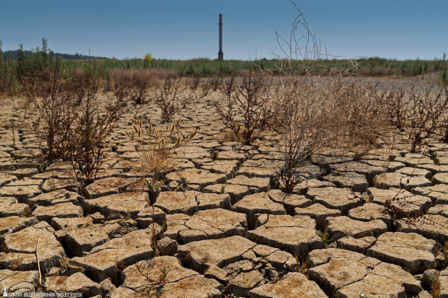 İZSU vatandaşları su tasarrufuna davet ediyor