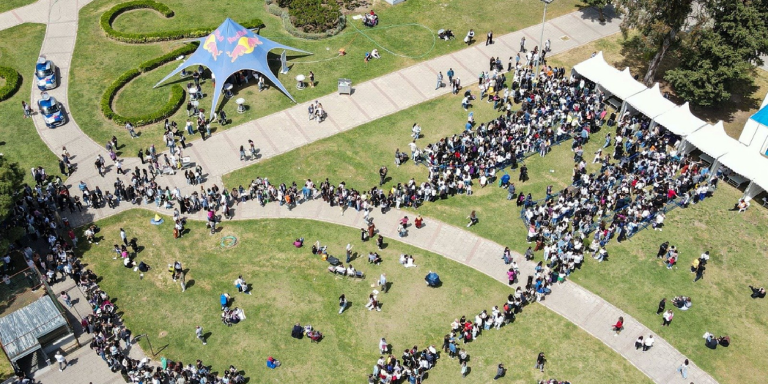 İzmirliler İZKİTAP Fest’e akın etti