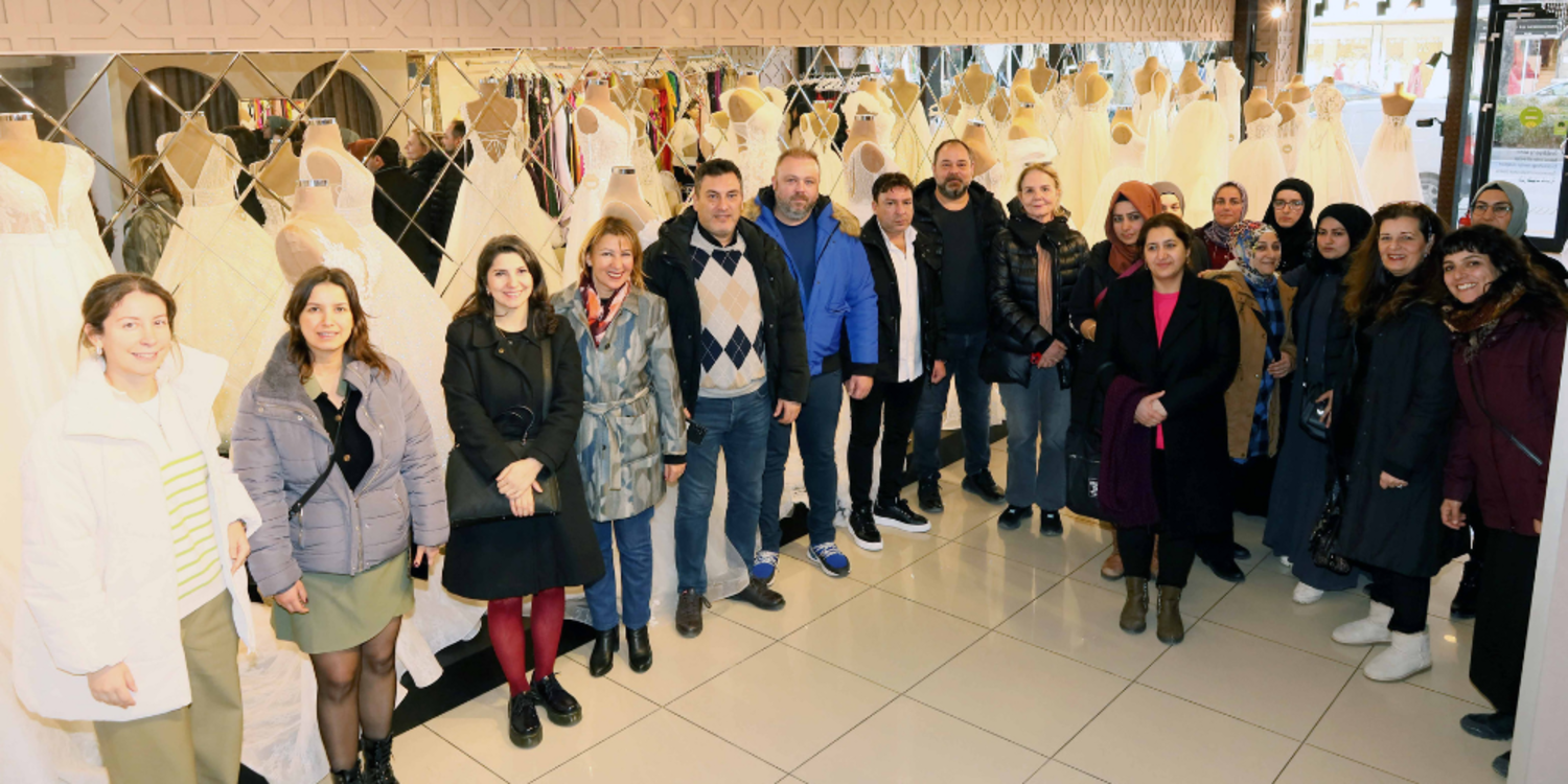 Kursiyerlere gelinlik sektöründen çalışma daveti