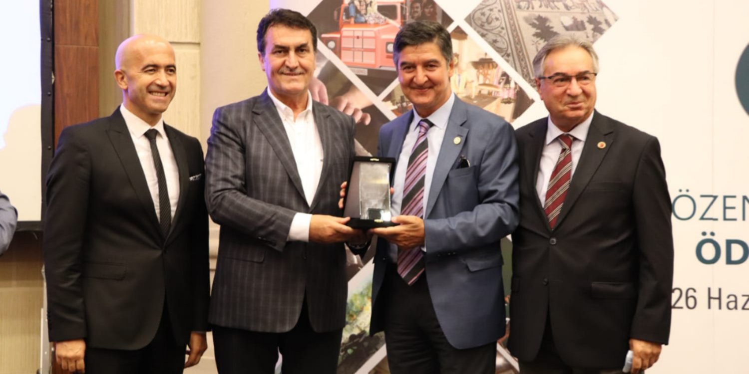 Konak’ın ödülü müzeye geldi