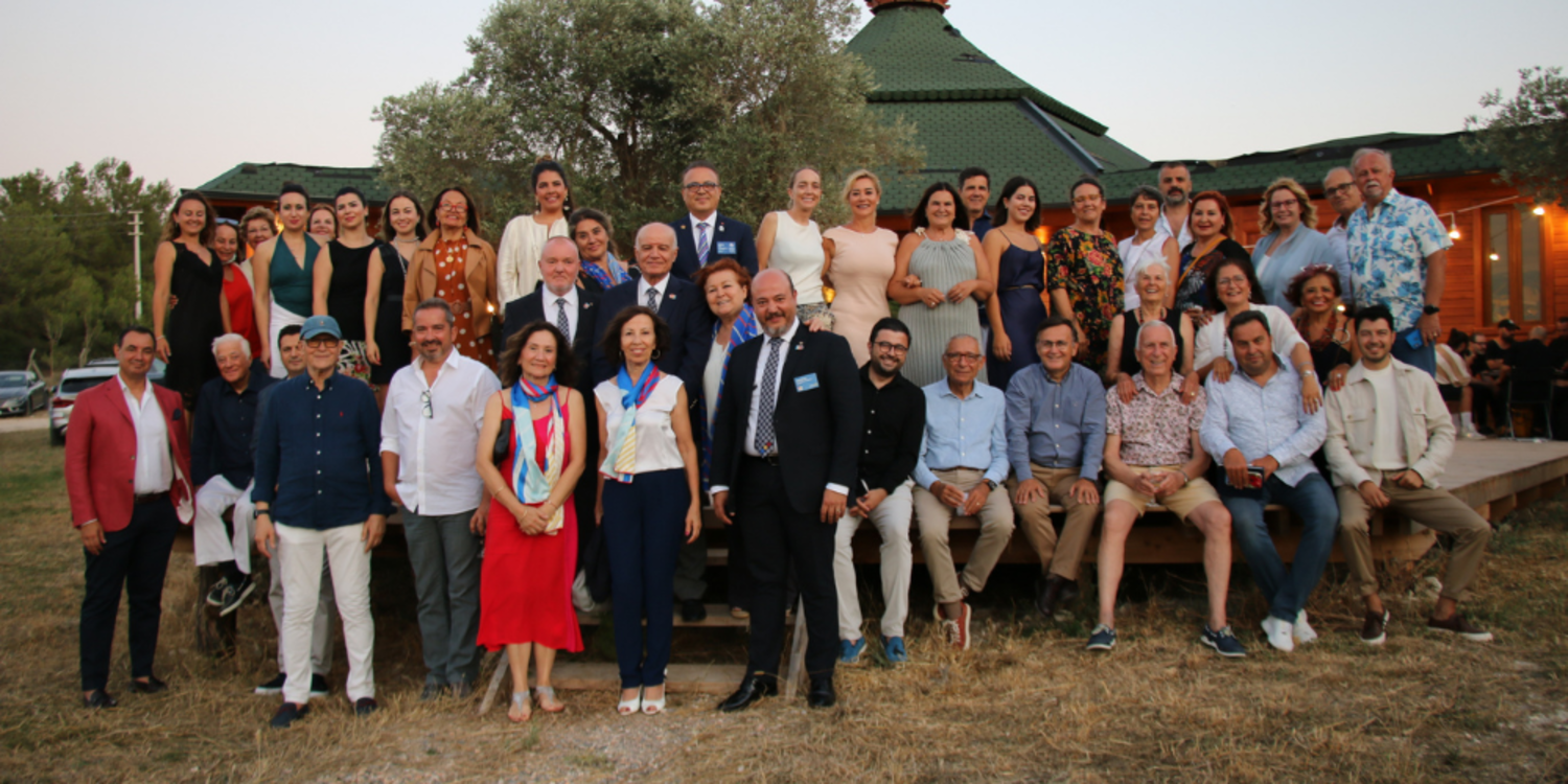 Alsancak Rotary Kulübü'nde Ayşegül Kurtel dönemi başladı