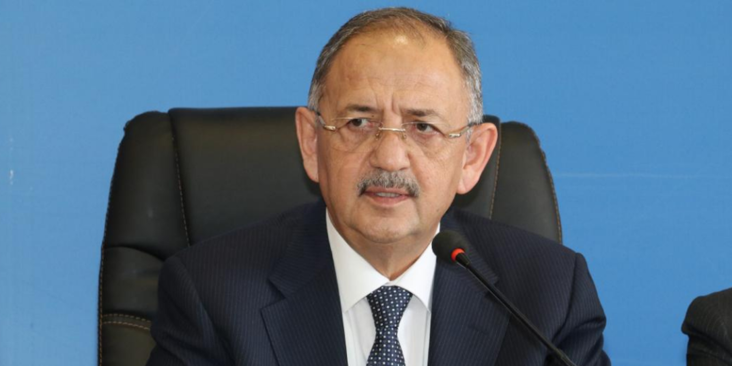 Mehmet Özhaseki istifa etti