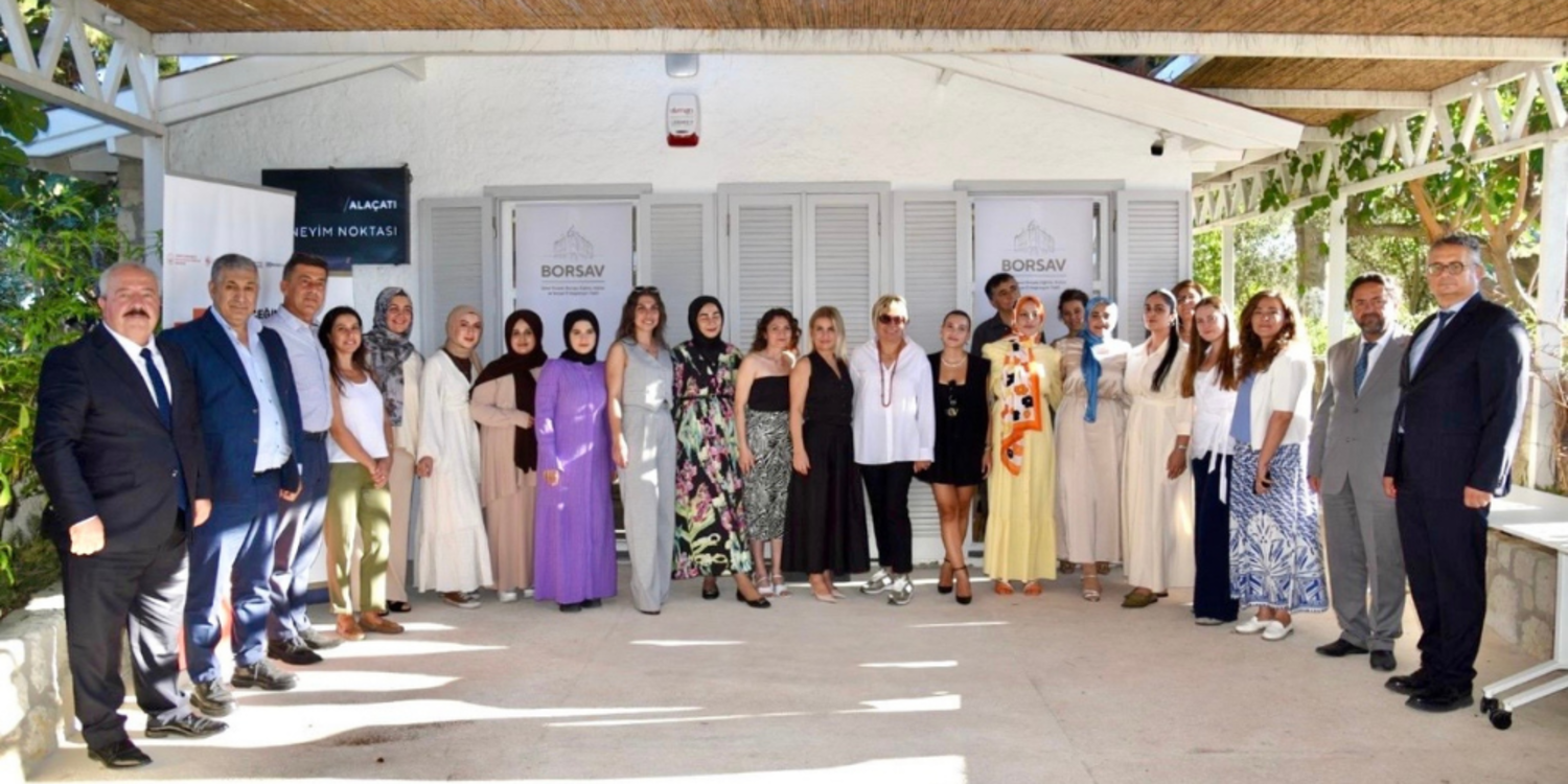 Denizin Üreten Kadınları projesiyle genç kadınlar istihdama kazandırıldı