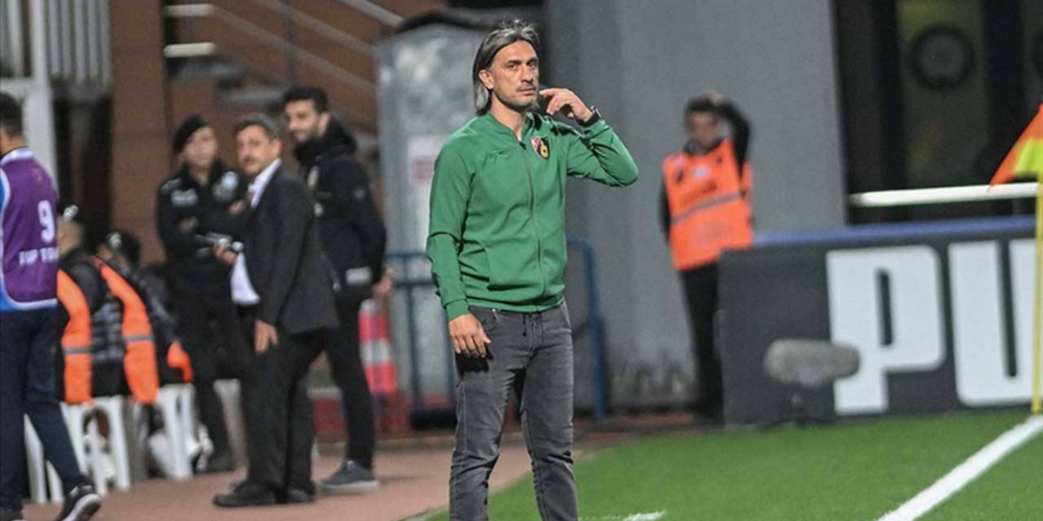 İstanbulspor Hakan Yakın ile yollarını ayırdı