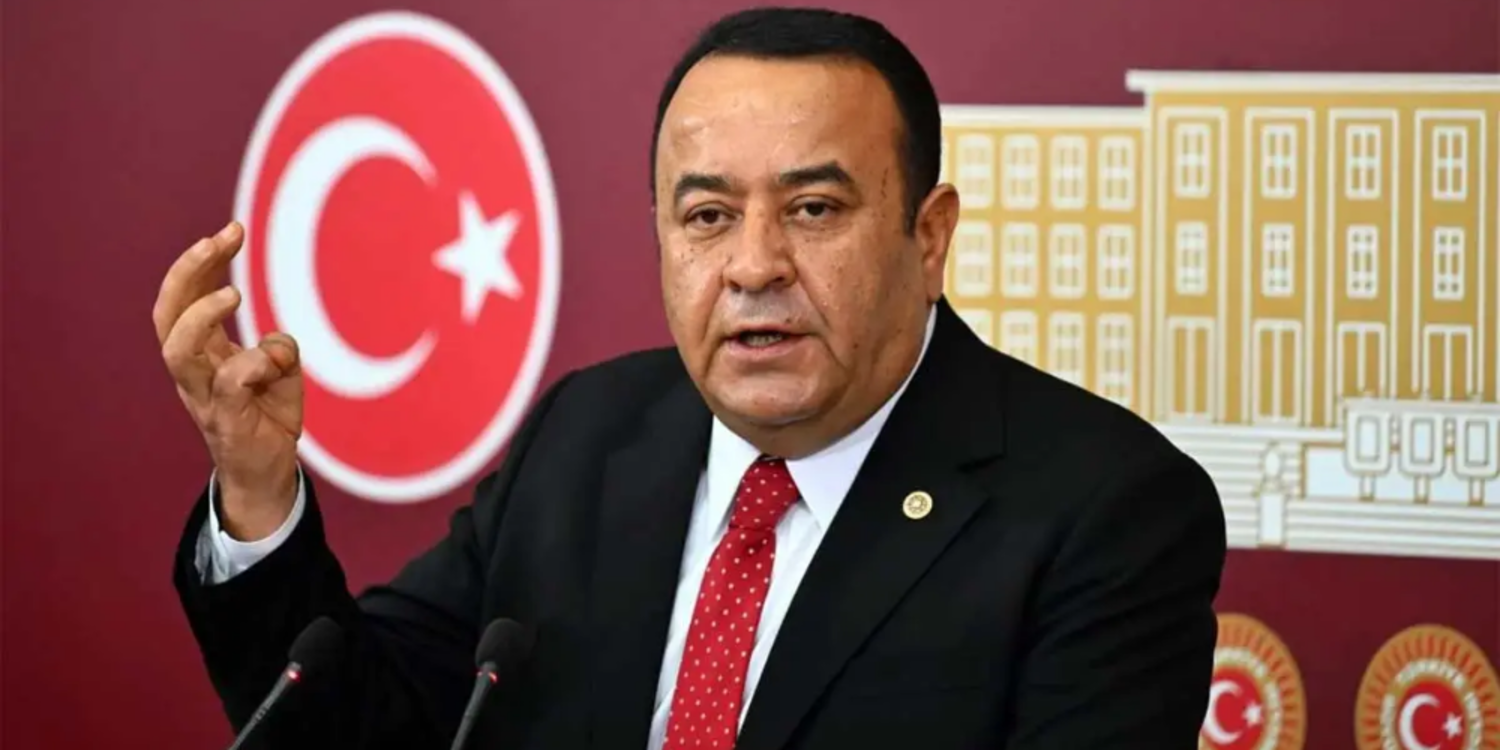 Adnan Beker CHP'ye katıldı