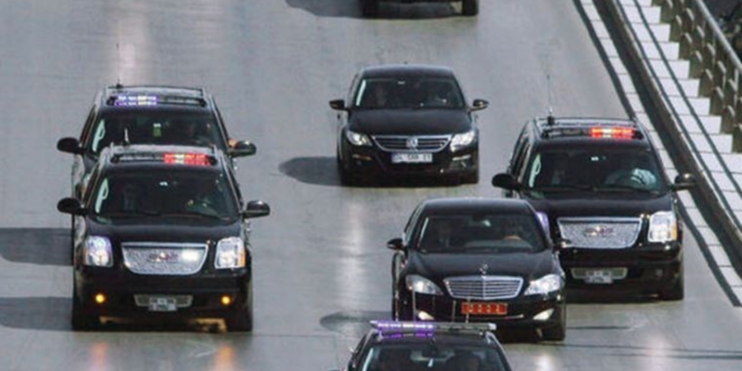 Erdoğan'ın koruma ekibi kaza yaptı