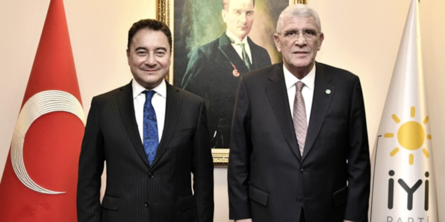 Babacan ve Dervişoğlu'ndan anayasa mesajı