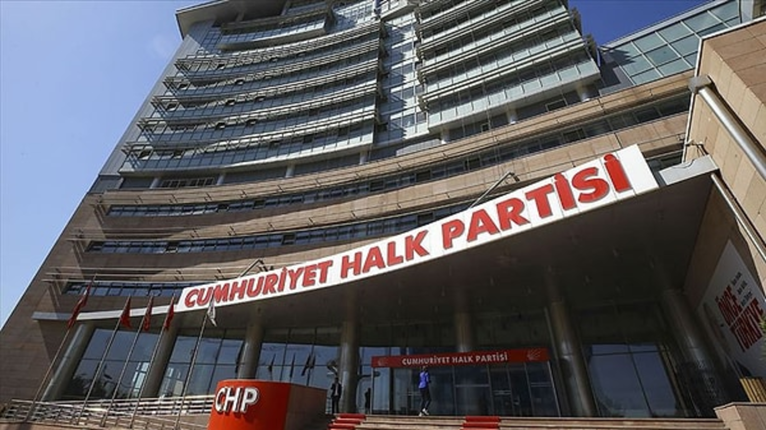 CHP’nin 81 il başkanından Özel’e destek, Kılıçdaroğlu’na çağrı