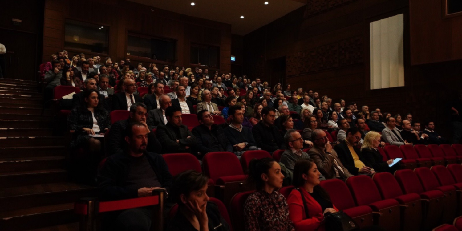 2024 Yönet’işim teması “Cesaret ve Kararlılık”