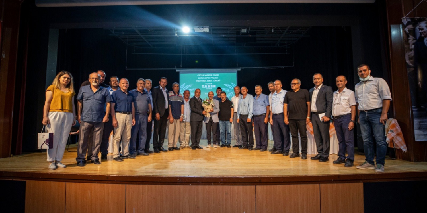 Soyer'den çiftçiler için tarım makinesi müjdesi
