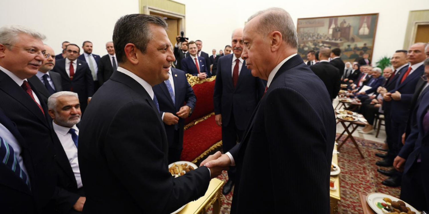 Erdoğan ve Özgür Özel bir araya geldi