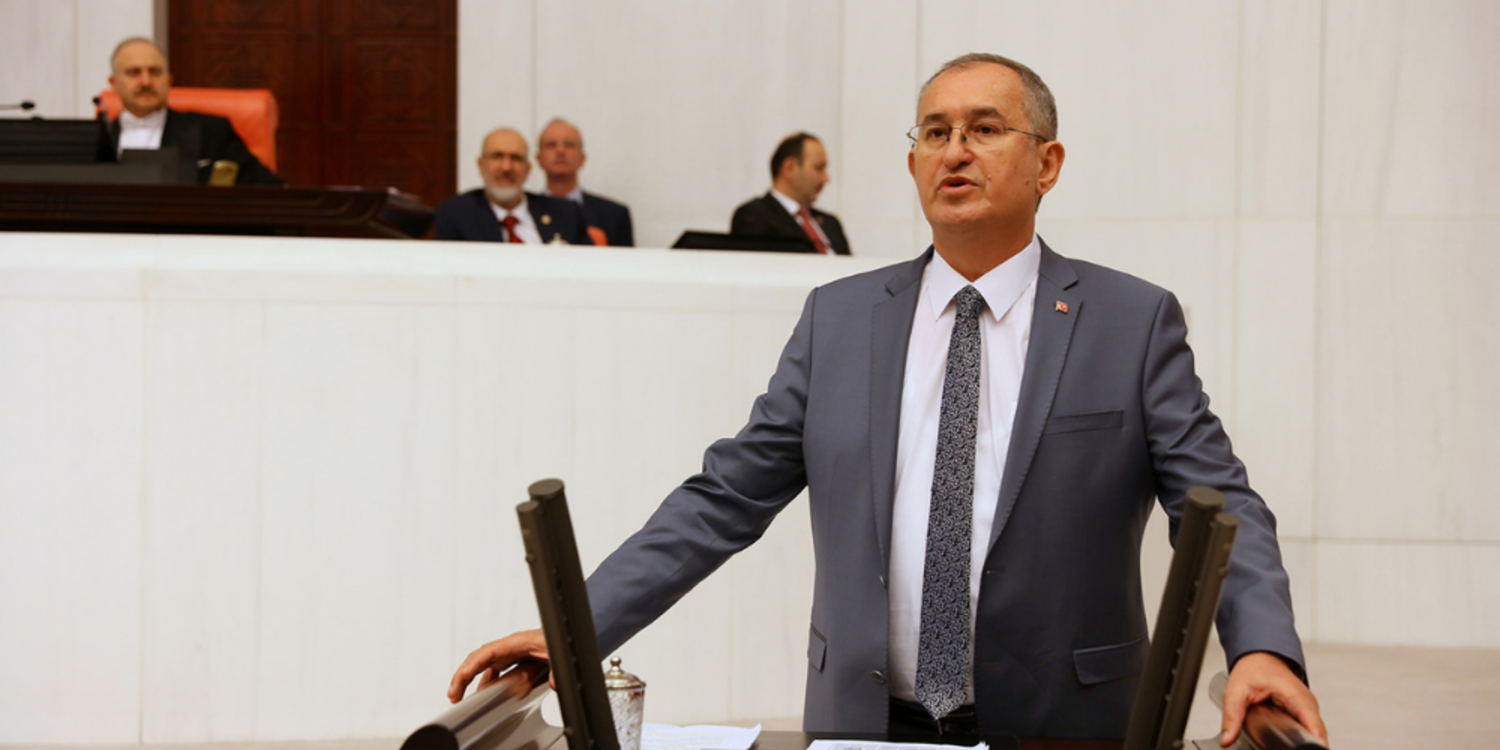 CHP’li Sertel: Dün övdüklerini bugün dövüyorlar