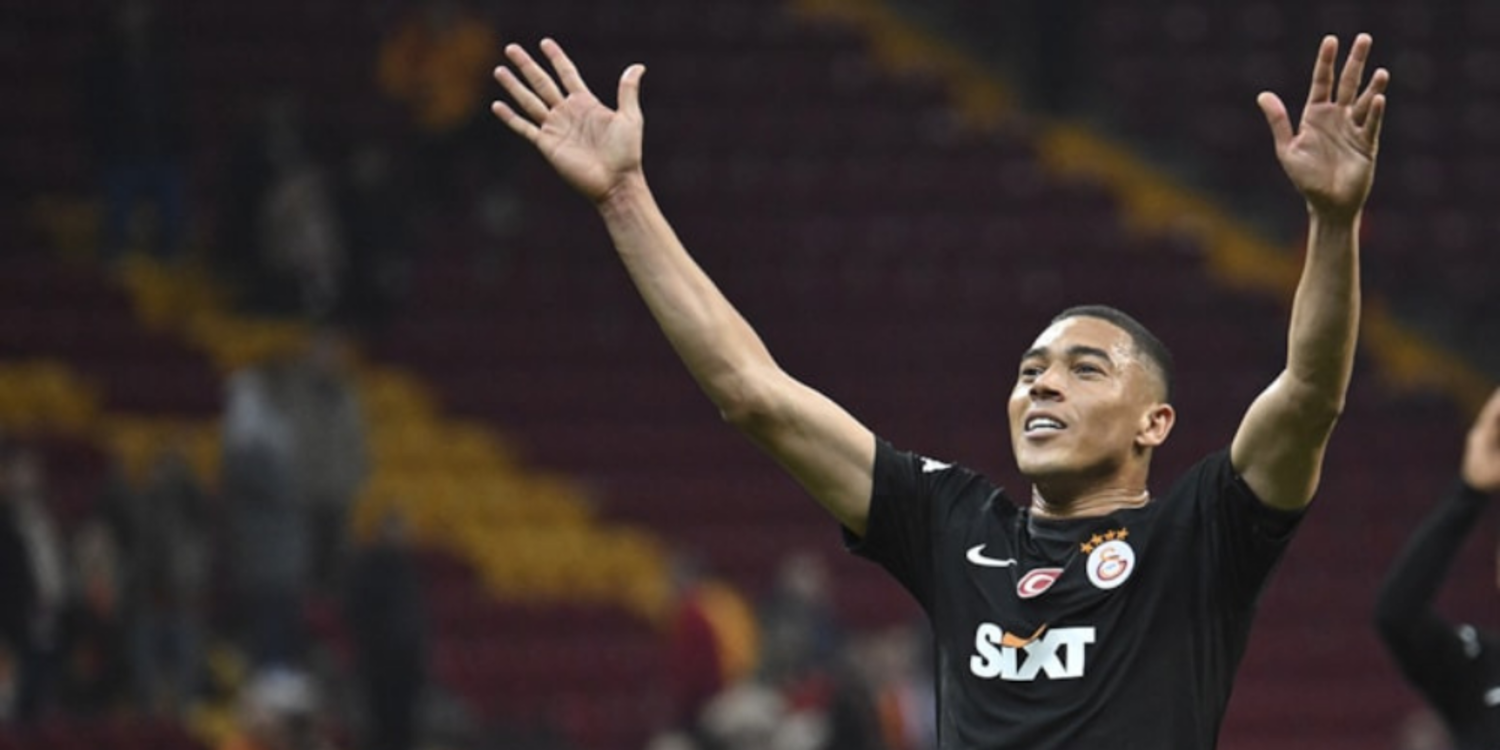 Vinicius ilk maçında golle başladı