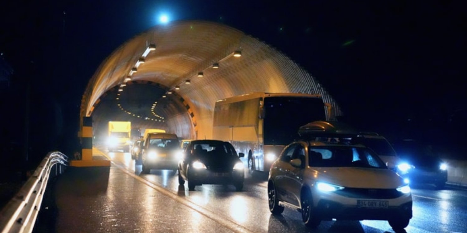 Bolu Dağı Tüneli 38 gün sonra ulaşıma açıldı