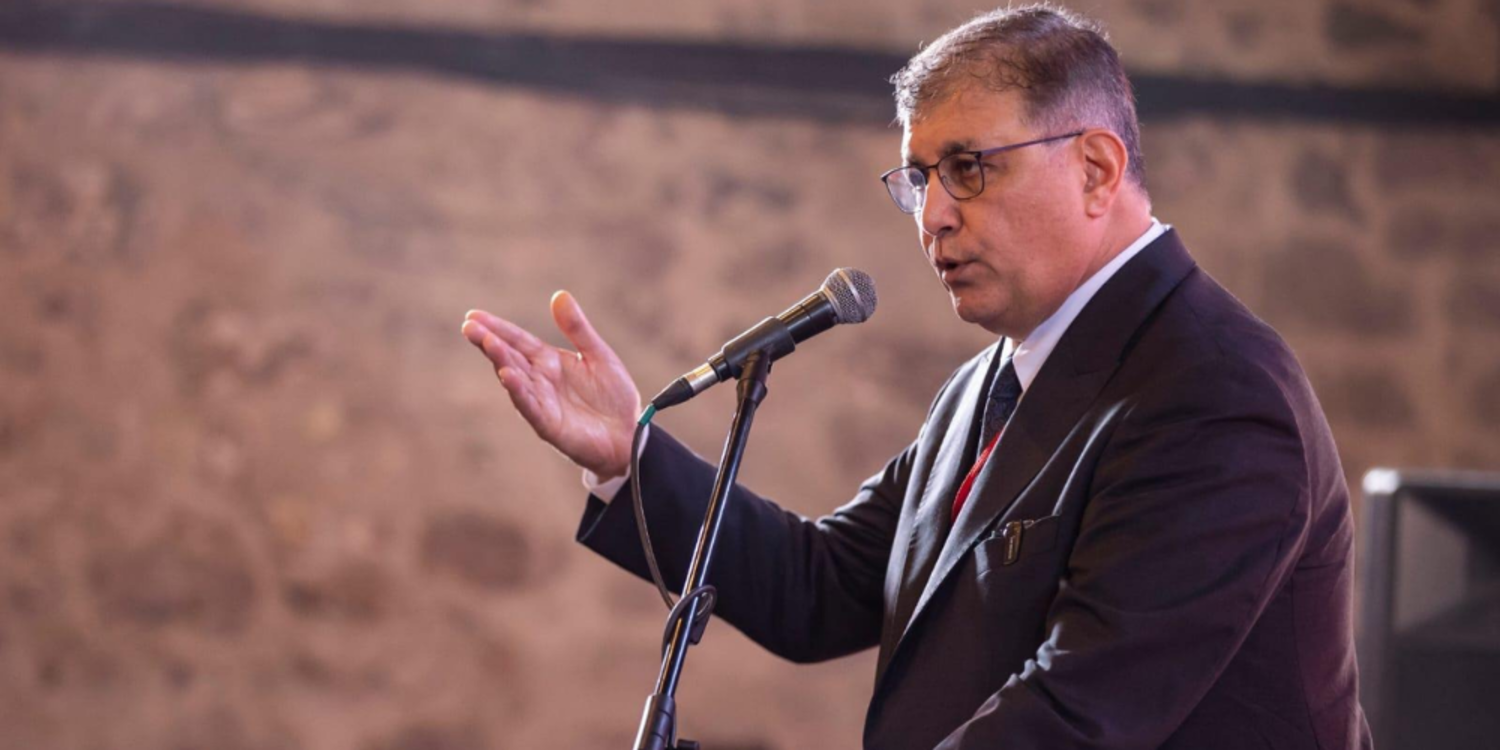 Başkan Tugay: Belediyelerimiz başarılı olmak zorunda