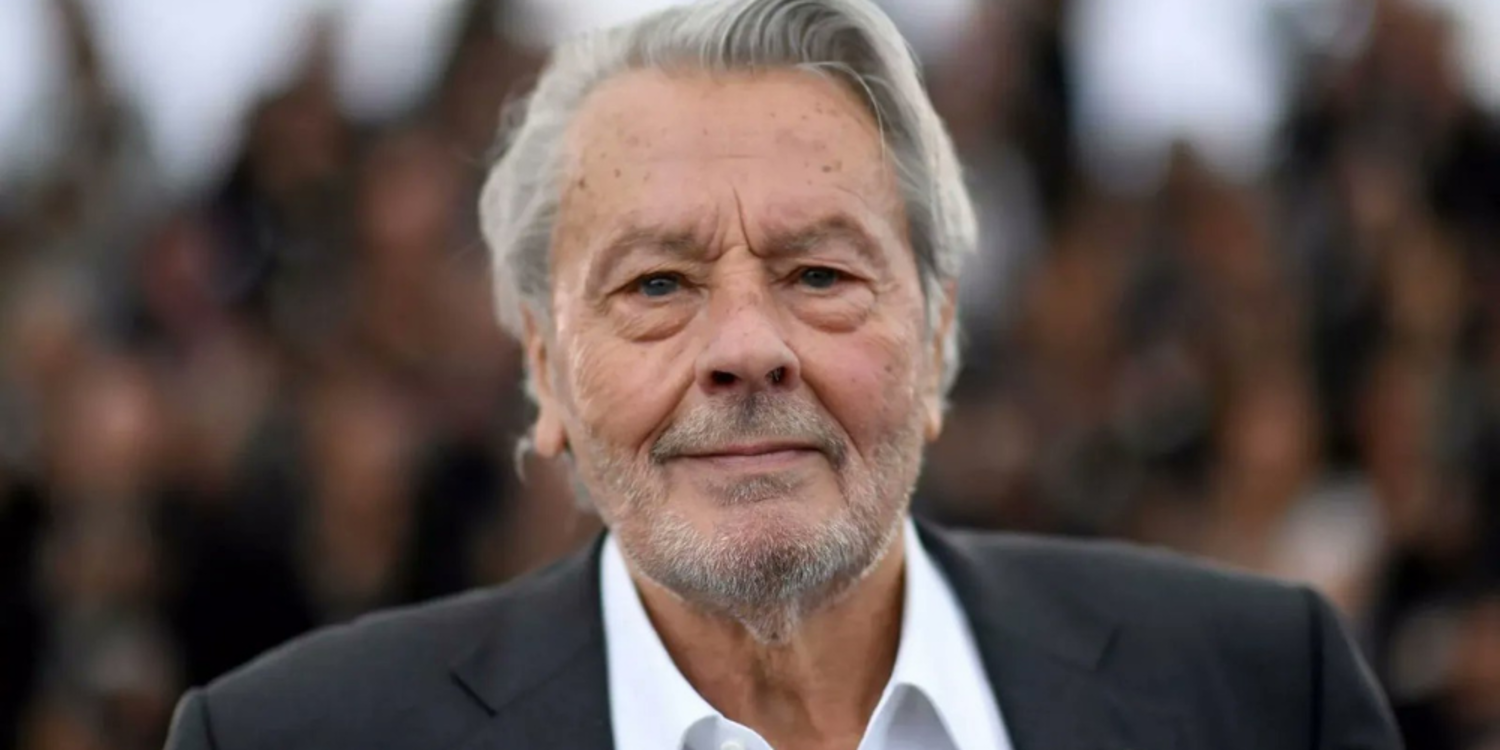 Ünlü oyuncunun evinden cephanelik çıktı