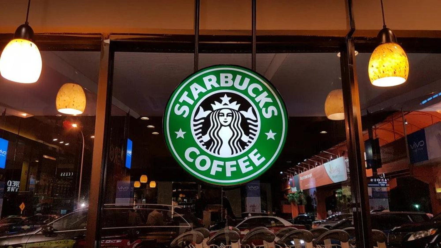 Starbucks, Türkiye’de kahve fiyatlarına yüzde 15 zam yaptı