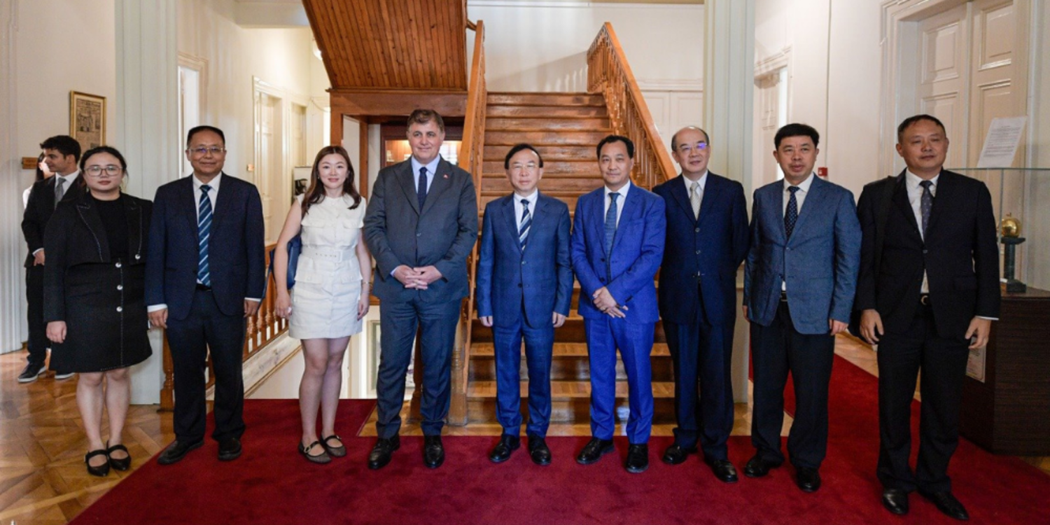 İzmir ve Çin akıllı kent teknolojilerinde iş birliği yapacak